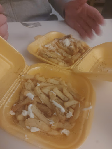 Photo of Delicious Kebab | MK - 200 Conniburrow Blvd, Conniburrow, Milton Keynes MK14 7AH